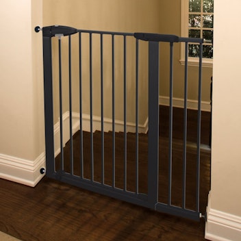 Munchkin Easy Close XL Pressure Mounted Baby Gate for Stairs