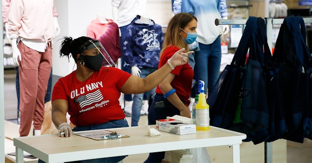 An Old Navy employee