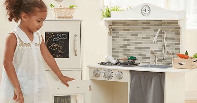 play kitchen