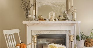 Halloween fireplace decor