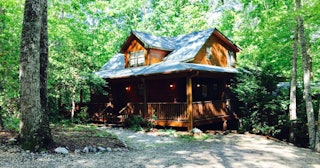 romantic cabin getaways