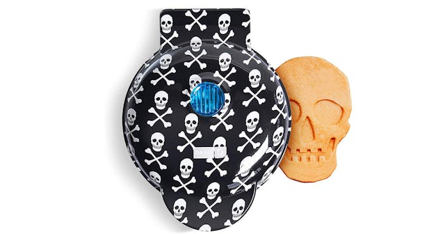 skull waffle maker