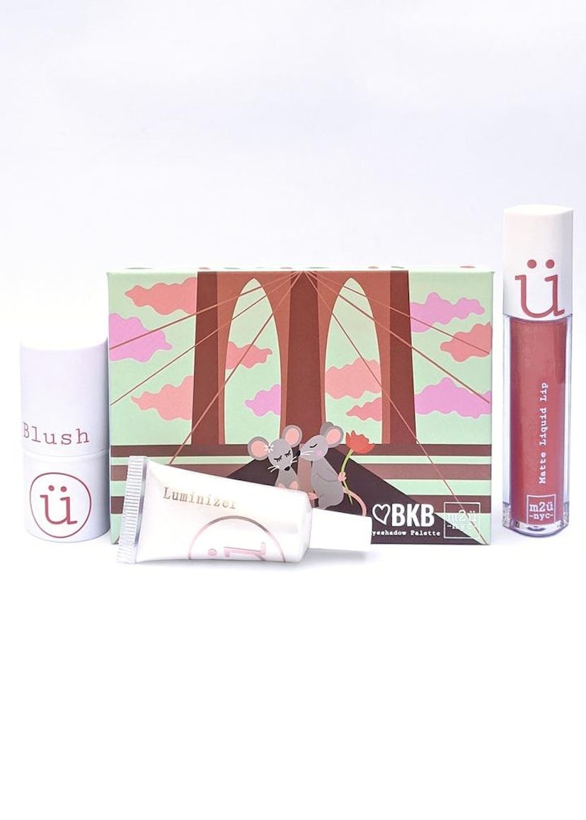 M2U NYC Everyday Makeup Set