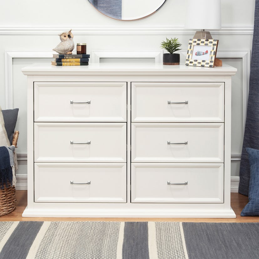 Foothill-Louis 6-Drawer Dresser