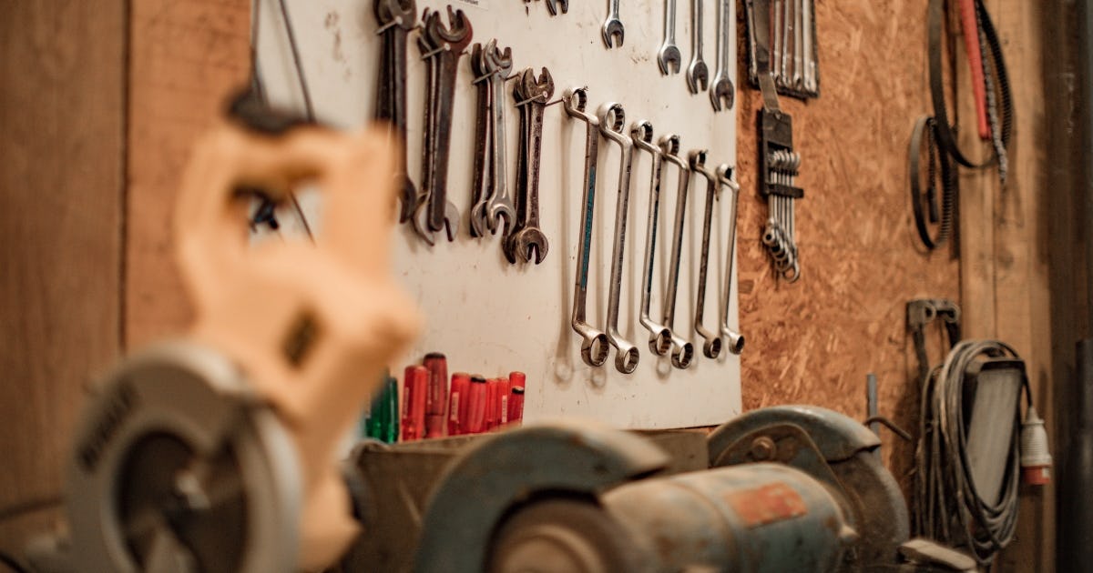 35+ Mechanic Jokes To Read When Your Humor Needs A Tune-Up