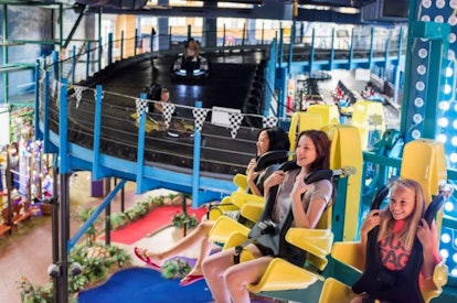 amusement park indoor rides