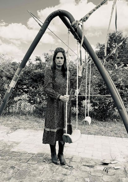 Mom S Hilarious Photoshoot In Target Pandemic Dress Goes Viral Mom S Hilarious Photoshoot In Target Pandemic Dress Goes Viral