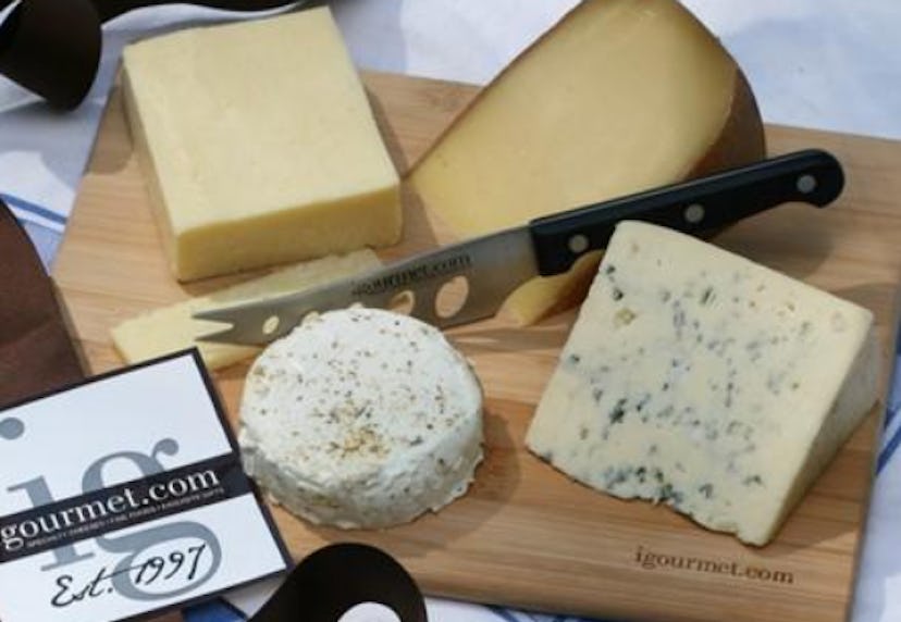 Igourmet Artisan American Cheese Board Gift Set