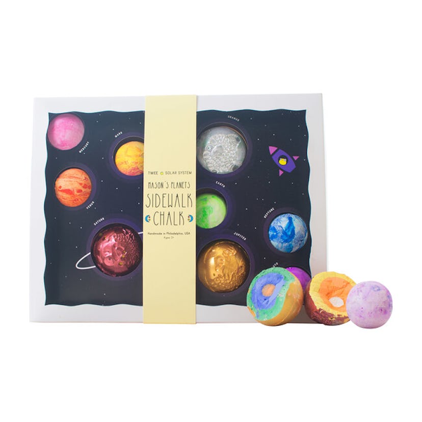 Twee Mason's Planets Sidewalk Chalk Set