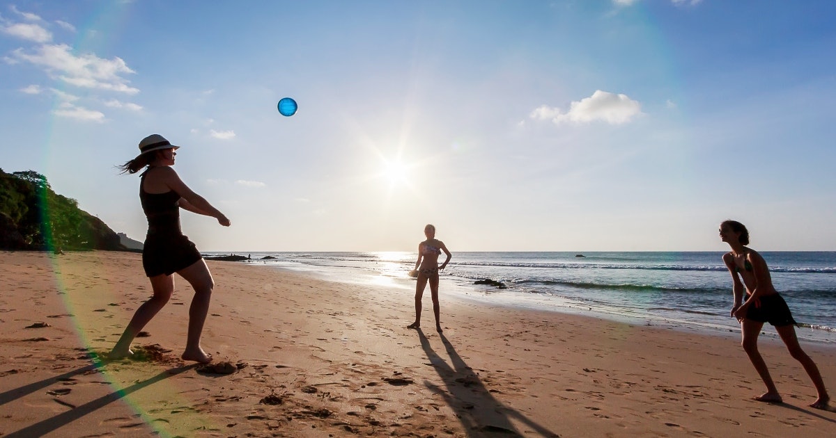 Games to play at deals the beach