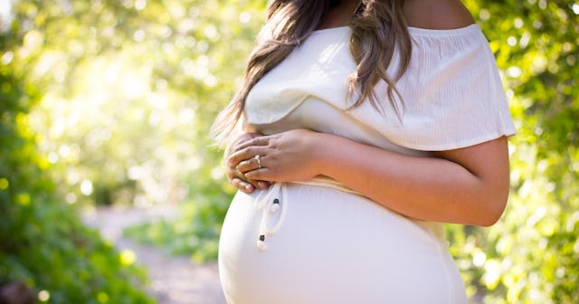 how to get pregnant fast, Abdomen of pregnant woman