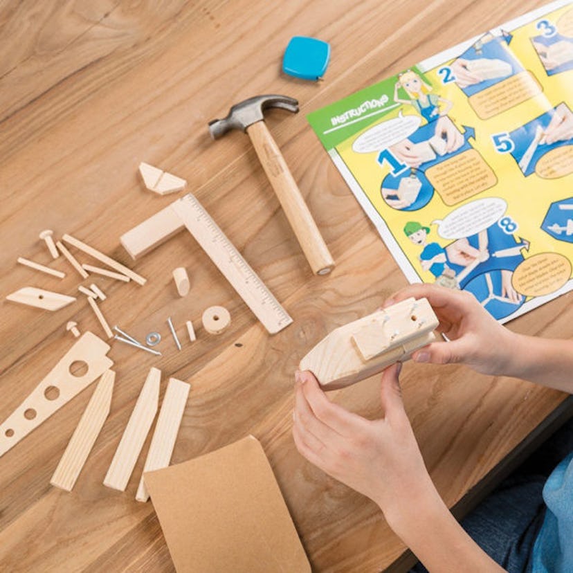 Annie's Young Woodworkers Kit