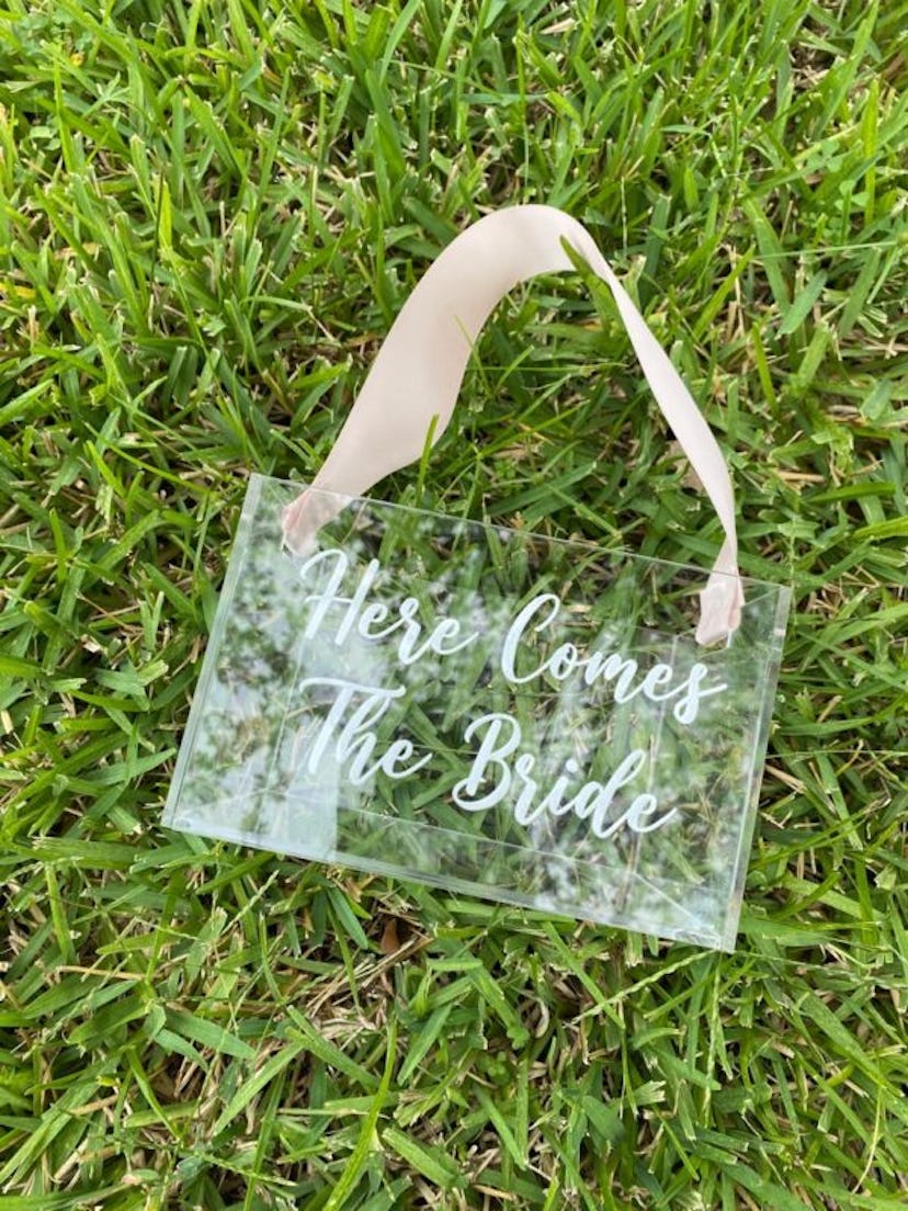 LkbCustomDesigns Personalized Clear Acrylic Basket