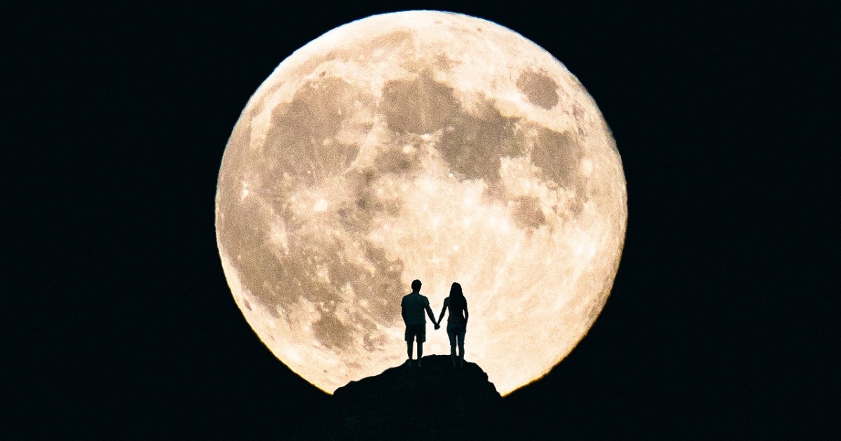 Fly Me To The Moon 40 Moon Quotes For When A Full Moon Leaves You Speechless