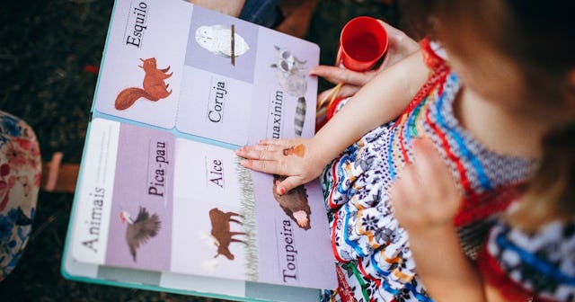 raise bilingual child