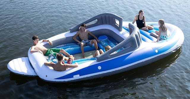 speedboat