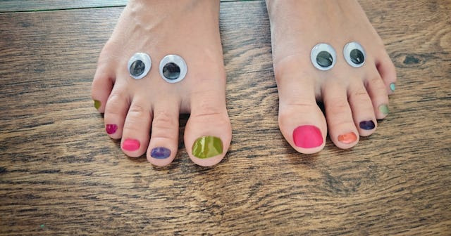 foot jokes