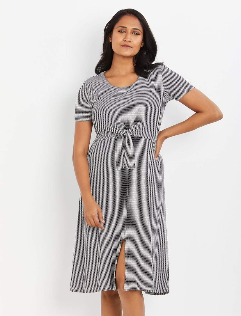 A Pea In The Pod Ripe Lift Up Tie Front Nursing Dress