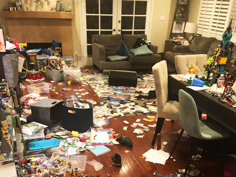 We Live In A Small Apartment With Three Kids, And It’s Messy