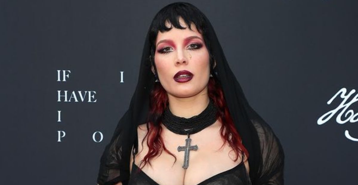 halsey singer if i cant have love i want power