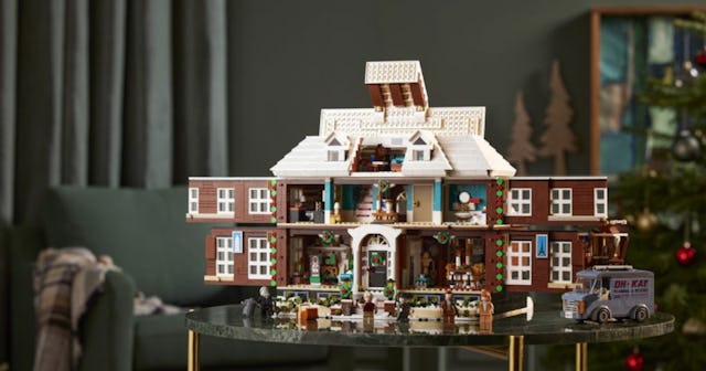 Home Alone Lego set details and photos
