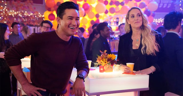 Scene from the Saved by the Bell season two trailer that hints Jessie and Slater might be together a...
