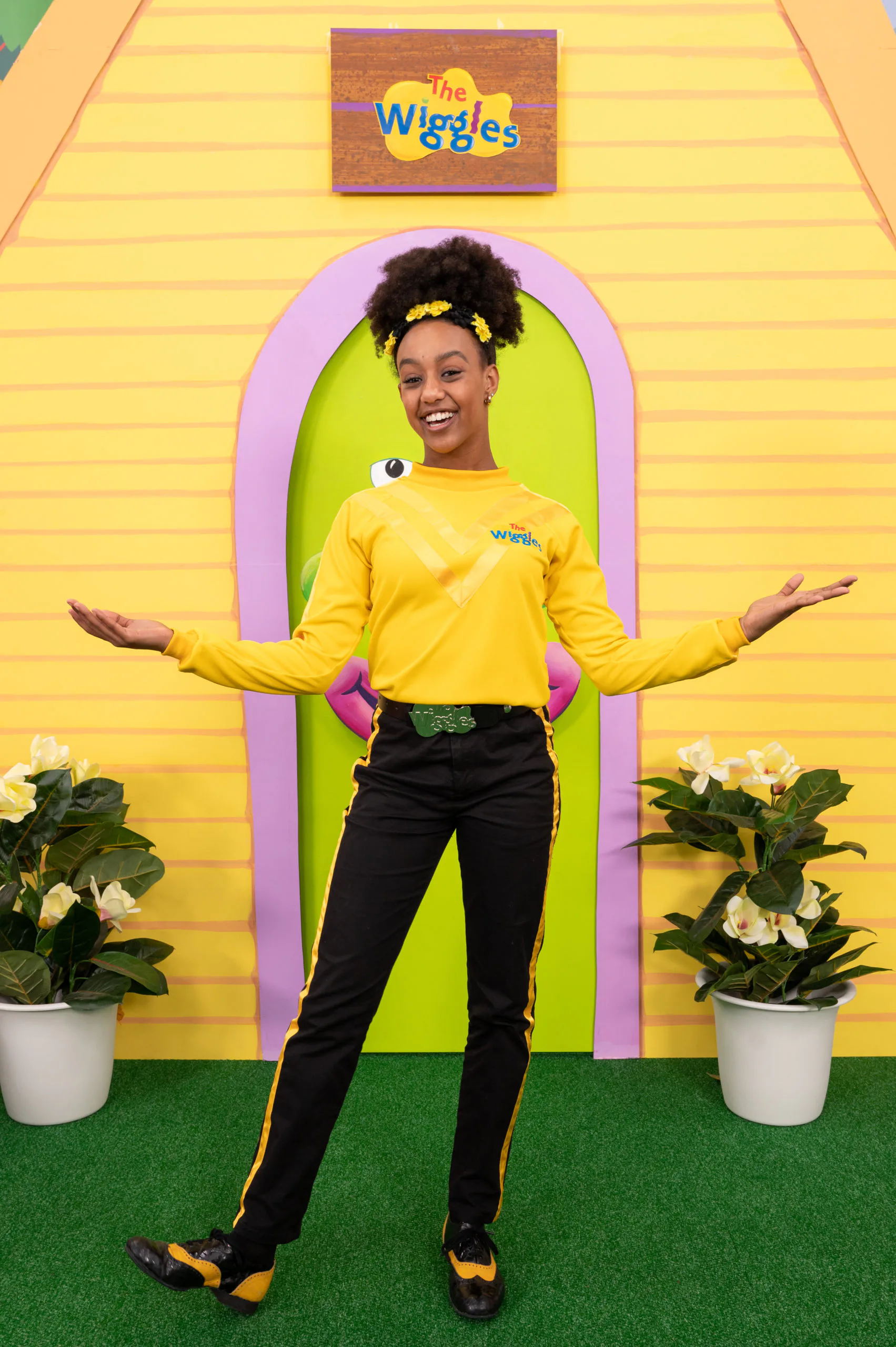 say-hey-to-tsehay-hawkins-the-new-yellow-wiggle