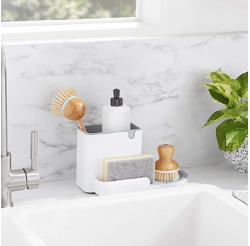 Amazon Basics Kitchen Sink Caddy