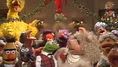 Scene from 'Muppet Family Christmas' — '80s Christmas movies