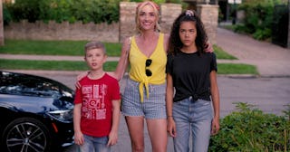 The opening scene from 'Ginny & Georgia' features a woman and her two kids.