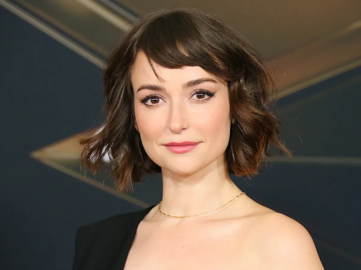Who Is Lily From Att Also Known As Milana Vayntrub