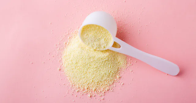 A spoon of the Similac 60/40 that was recalled due to an infant death