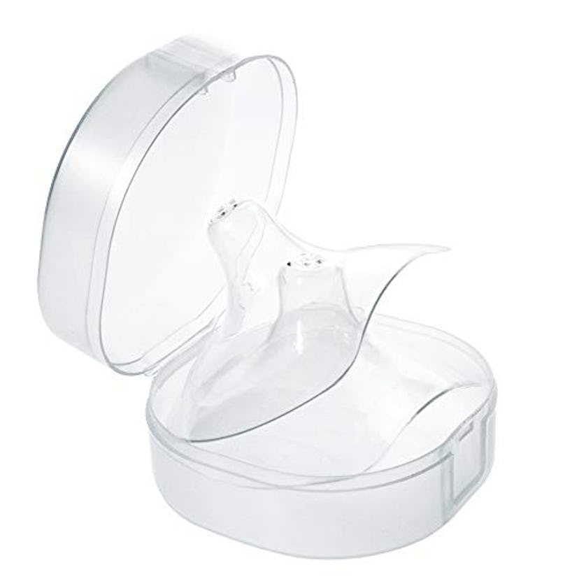 Haakaa 2-Pack Nipple Shields and Carrying Case