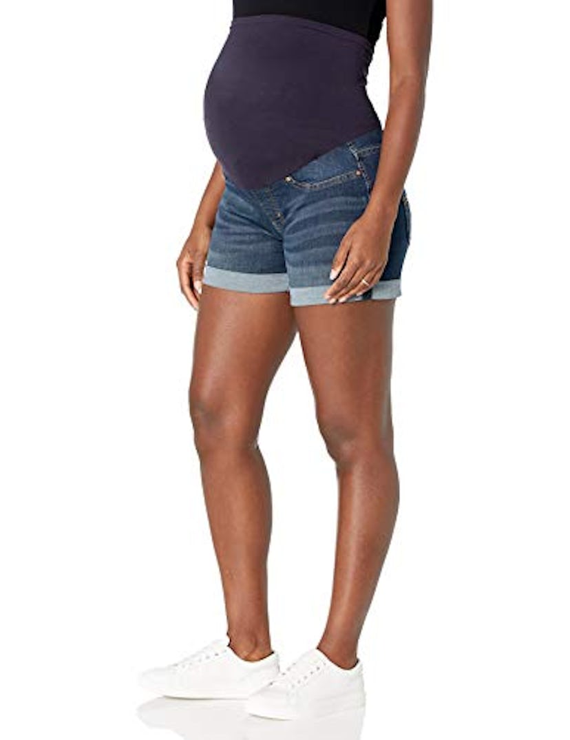 Signature by Levi Strauss & Co. Gold Label Women's Maternity Mid-Rise Shortie Shorts