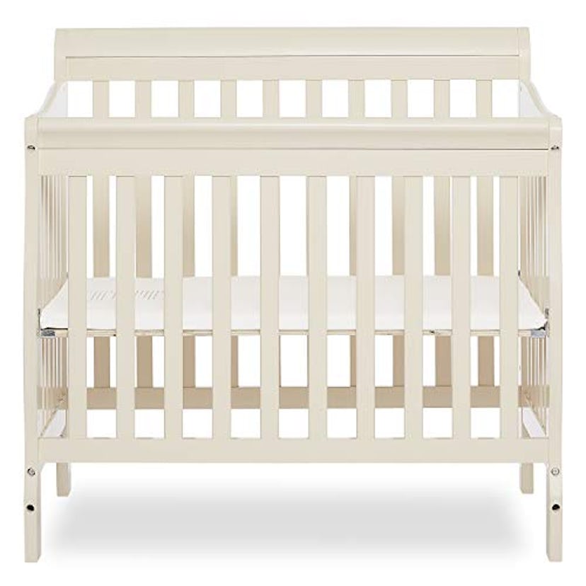 Dream On Me Aden 4-in-1 Convertible Mini Crib