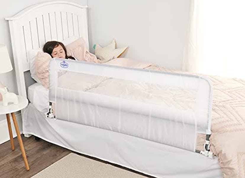 Regalo Hideaway Bed Rail