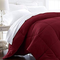 Beckham Hotel Collection Lightweight Luxury Goose Down Alternative Comforter