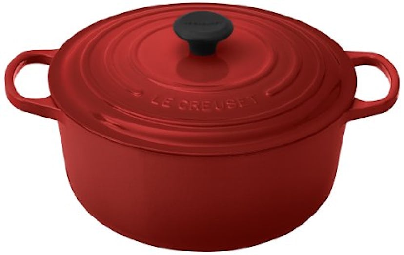 Le Creuset Enameled Cast Iron Signature Round Dutch Oven