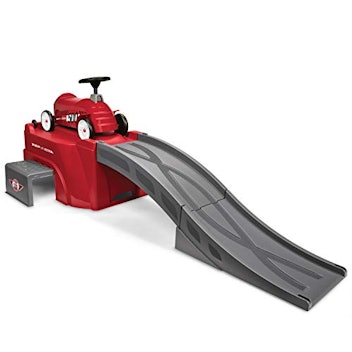 Radio Flyer 500 Ride-On with Ramp