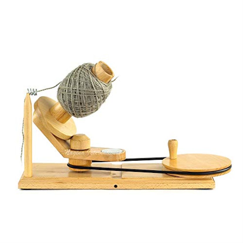 Nagina International Hand Operated Yarn Ball Winder