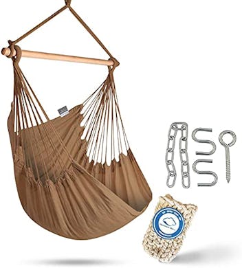 10 Awesome Swing Chairs That Kids Would Love Hanging In All Day Long