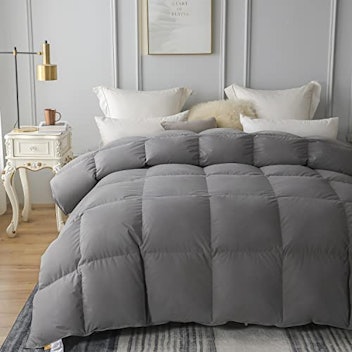 Topllen Luxurious Down Comforter
