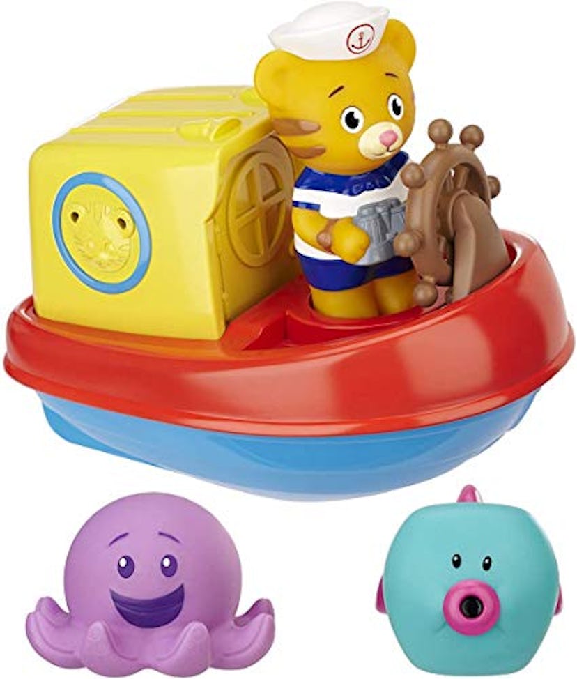 Daniel Tiger's Neighborhood Daniel's Bathtub Voyage Adventure