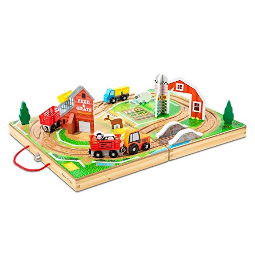 Melissa & Doug Take-Along Farm