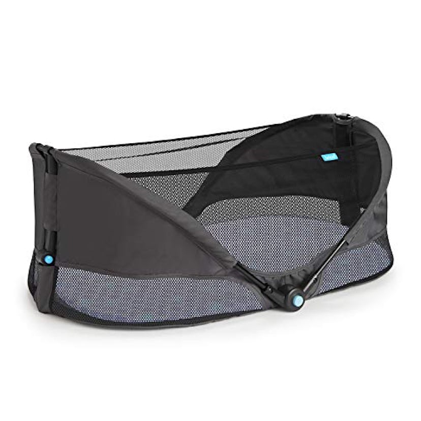 Munchkin Brica Fold 'N Go Travel Bassinet