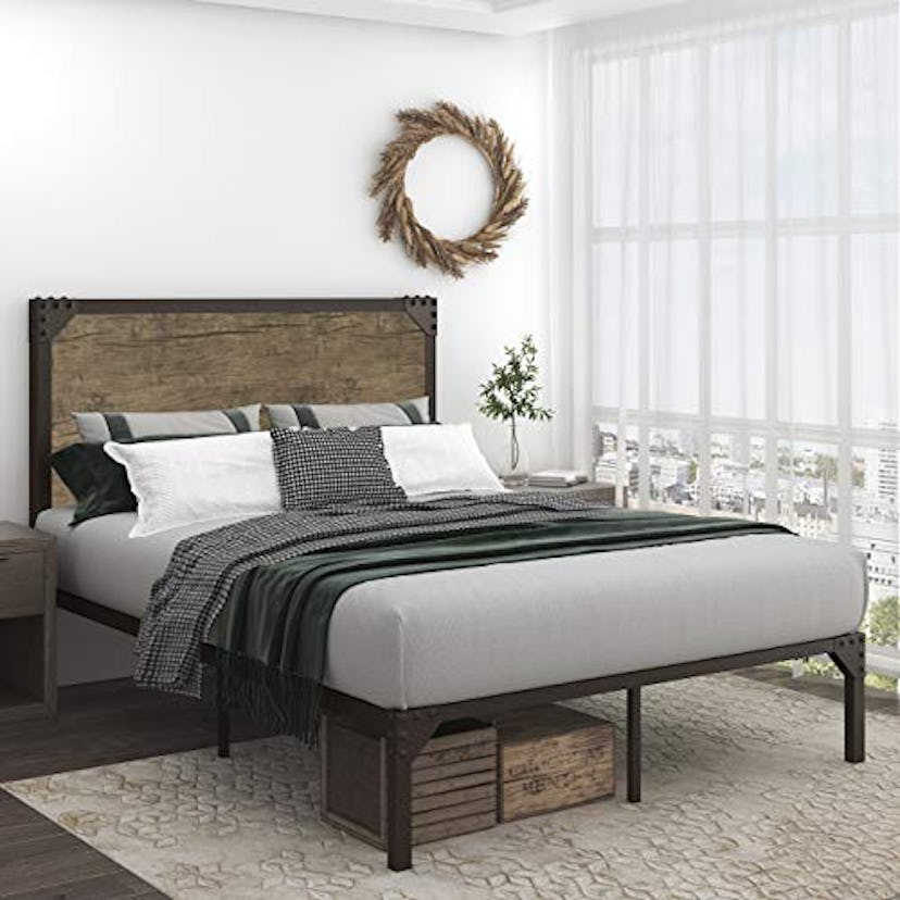 Amolife Industrial Platform Bed Frame