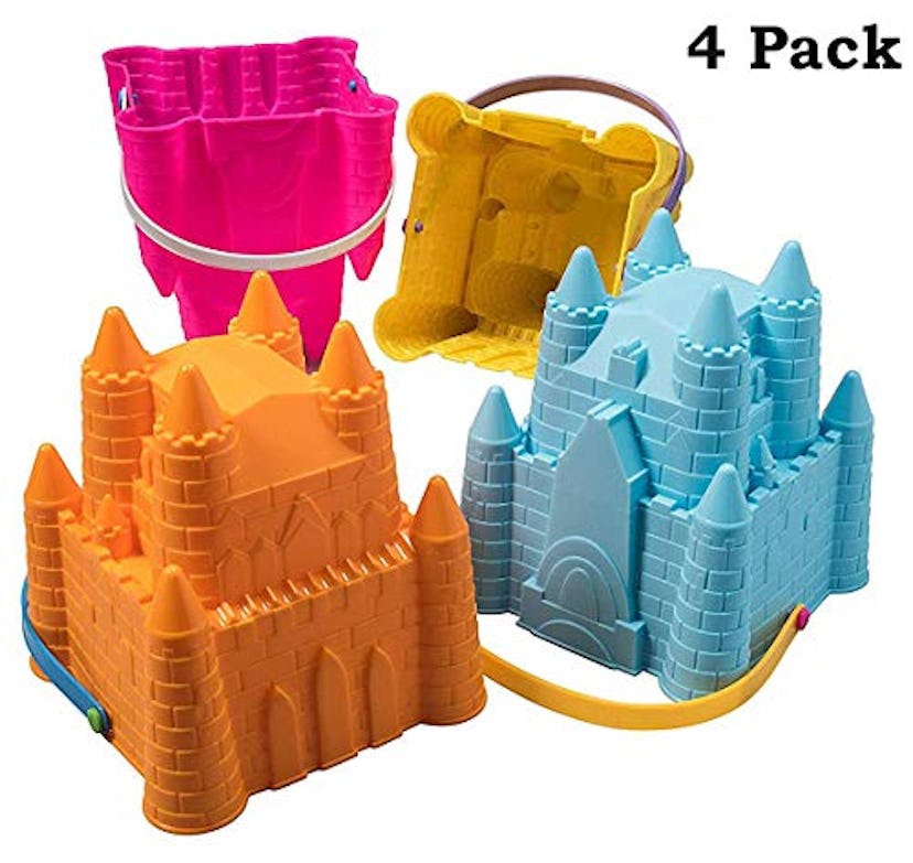 Top Race Sand Castle Beach Bucket Toy Set