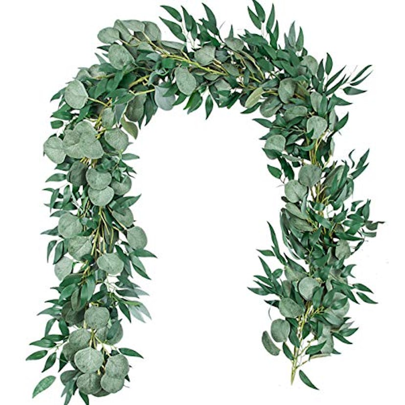 TOPHOUSE 6.5 Feet Artificial Silver Dollar Eucalyptus Leaves Garland