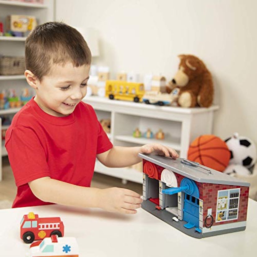 Melissa & Doug Keys & Cars Rescue Garage