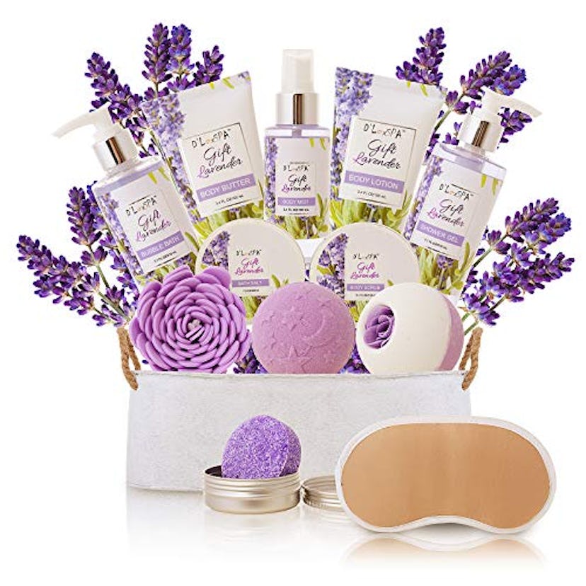 DLuxSoa Lavender Bath & Body Calming Spa Basket